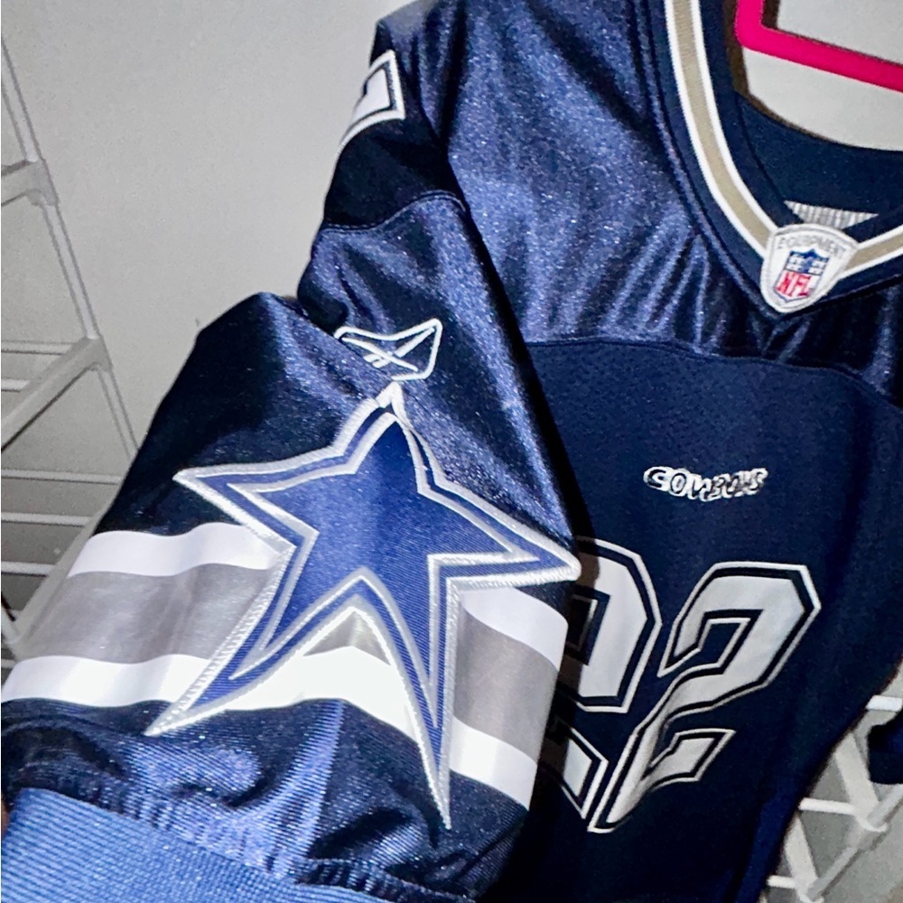 🏈Say What?! Who? 🫨Autographed Emmitt Smith Reebok NFL Jersey Number 22! - Picture 4 of 16